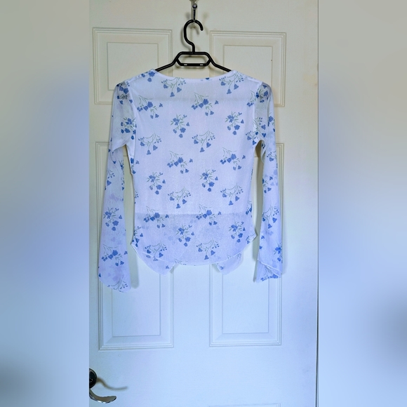Floral Top, Blue & White - Picture 2 of 4
